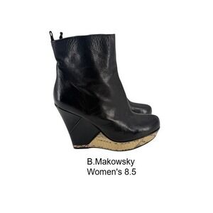B. Makowsky BFVALERIE Black Leather Snakeskin Wedge Ankle Boots Mens 8.5M